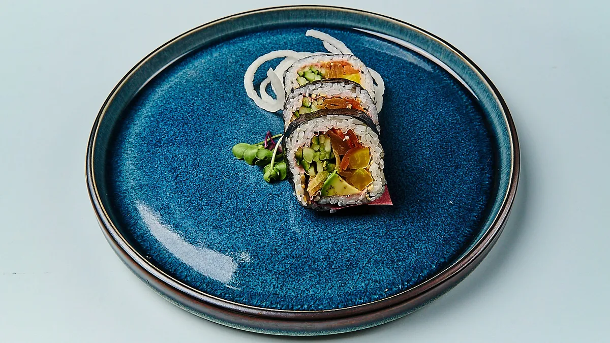 B19. Veggie Futomaki