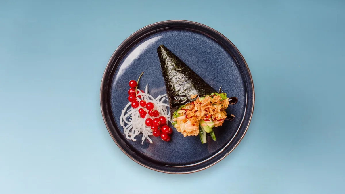 B32. Ebiten Temaki