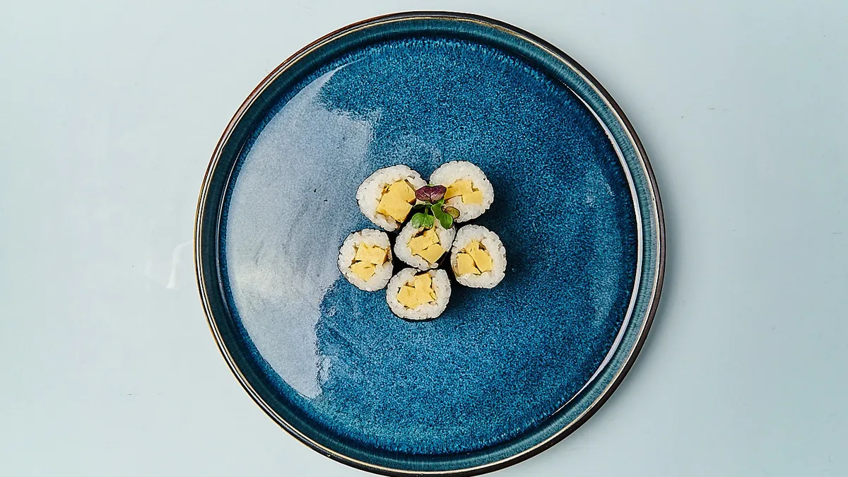 G3. Tamago Maki