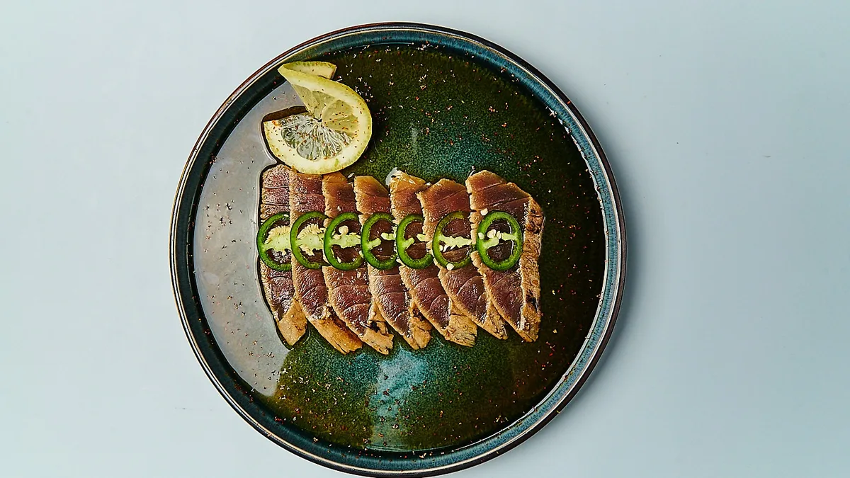P20. Spicy Tuna Tataki