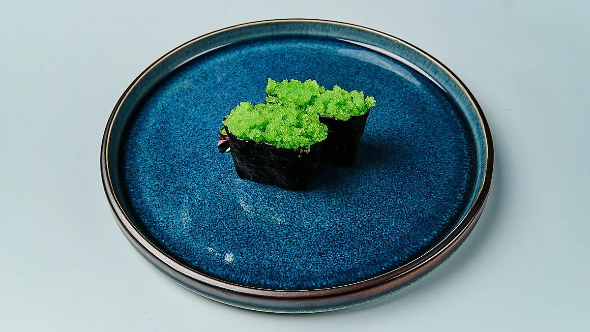 R16. Tobikko-Wasabi Gunkan