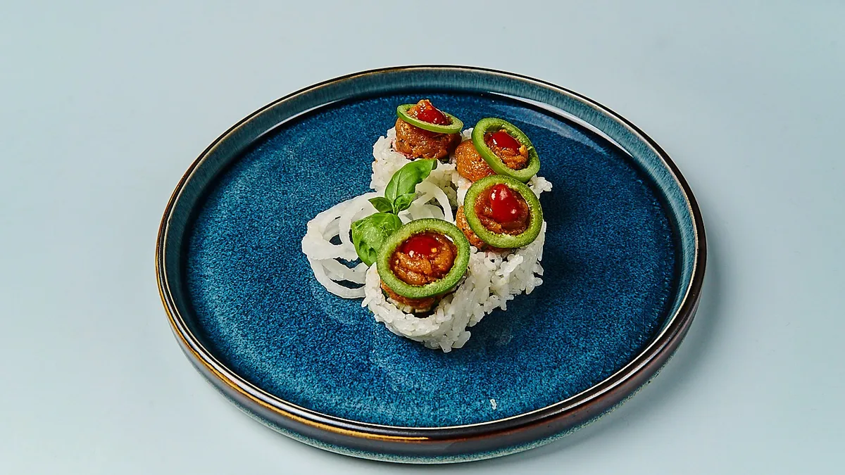 R17. Spicy-Tuna Uramaki