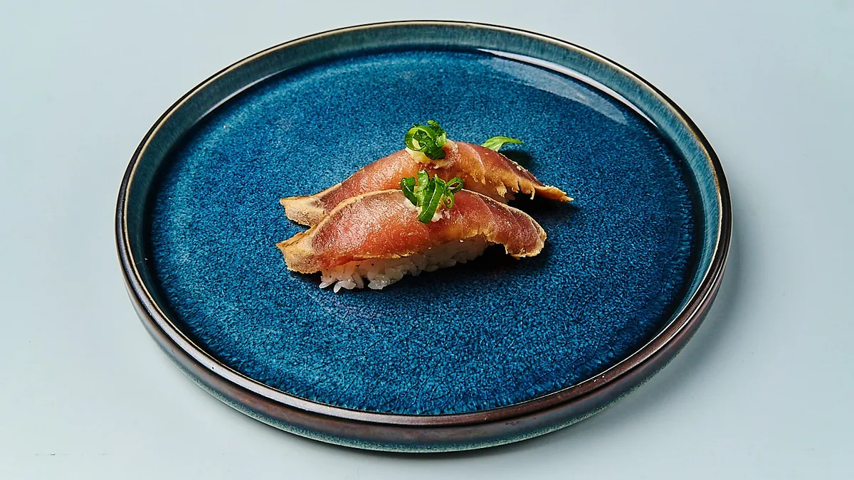 R2. Magurozuke Nigiri