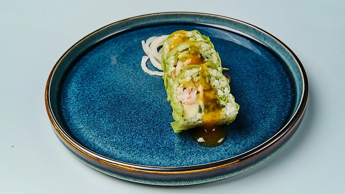 R28. Spinach Futomaki