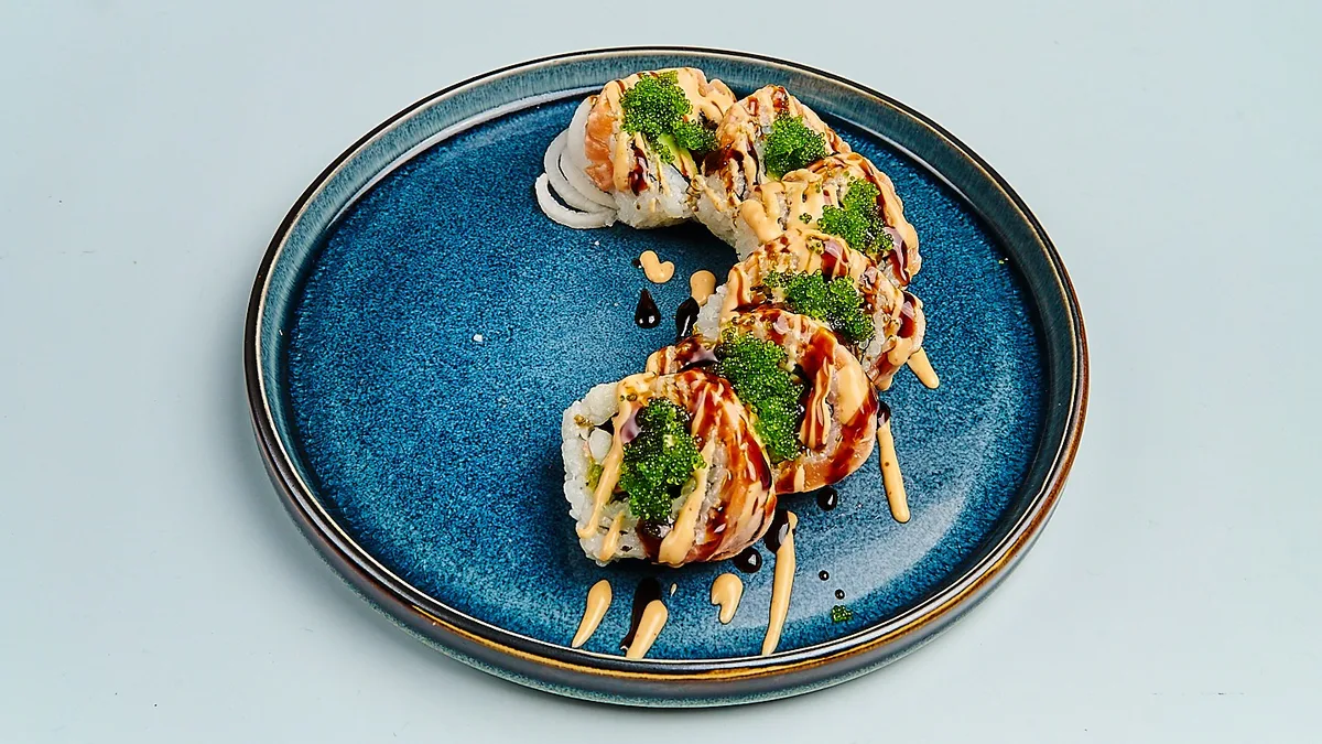 S15. Sake Futo Roll
