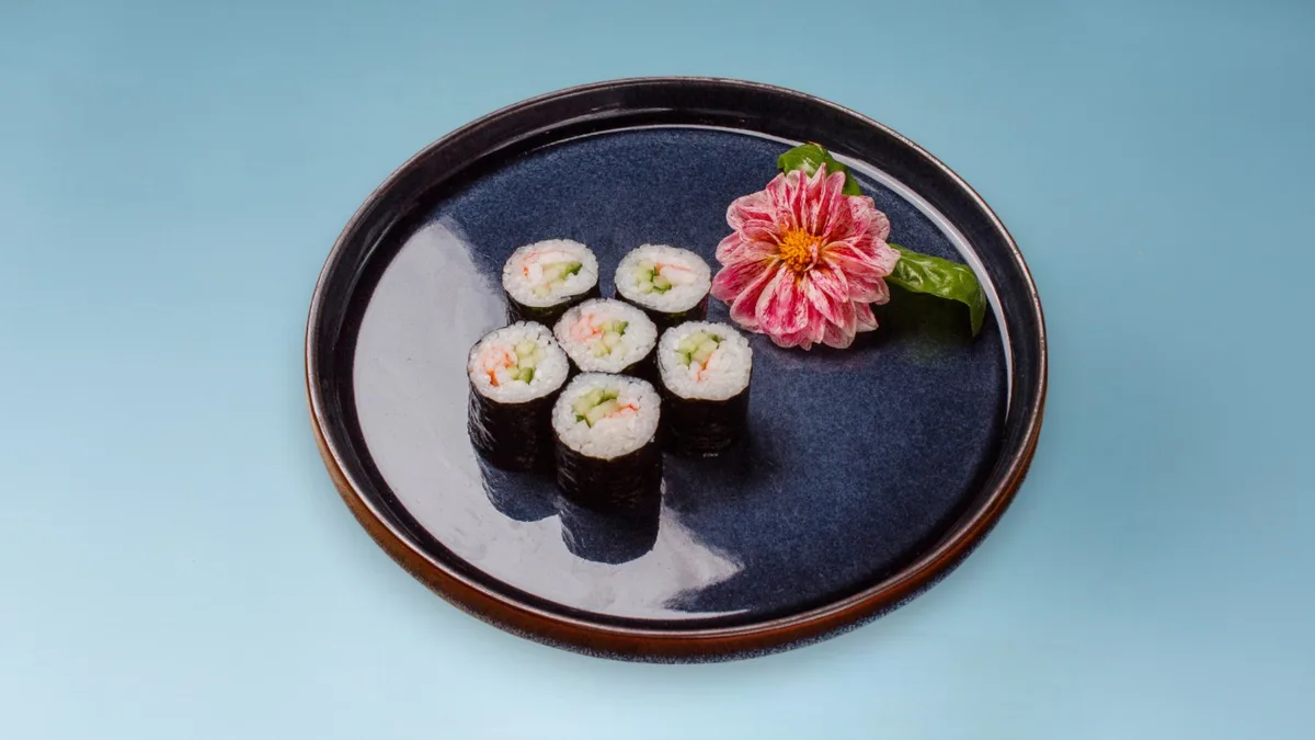 Y11. Ebi-Kappa Maki