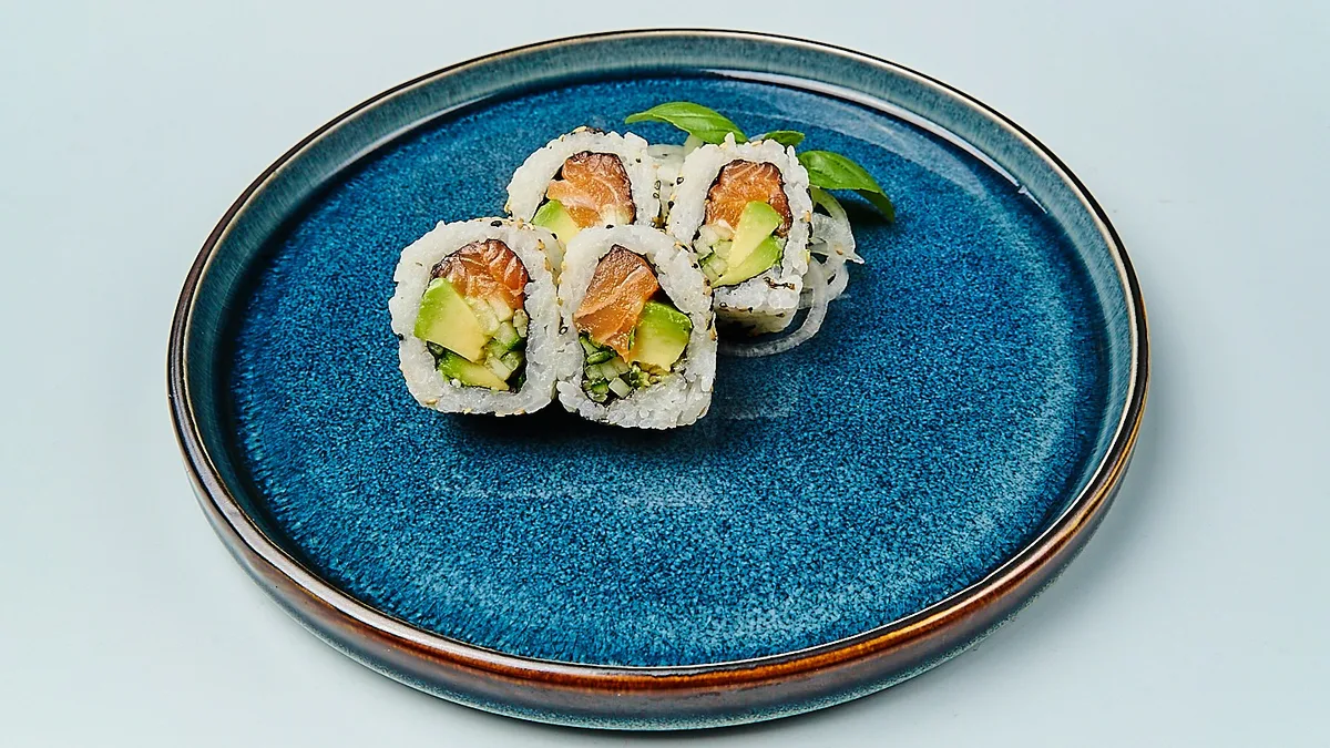 B6. Alaska Uramaki