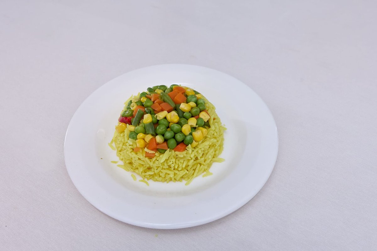 Orez galben cu legume