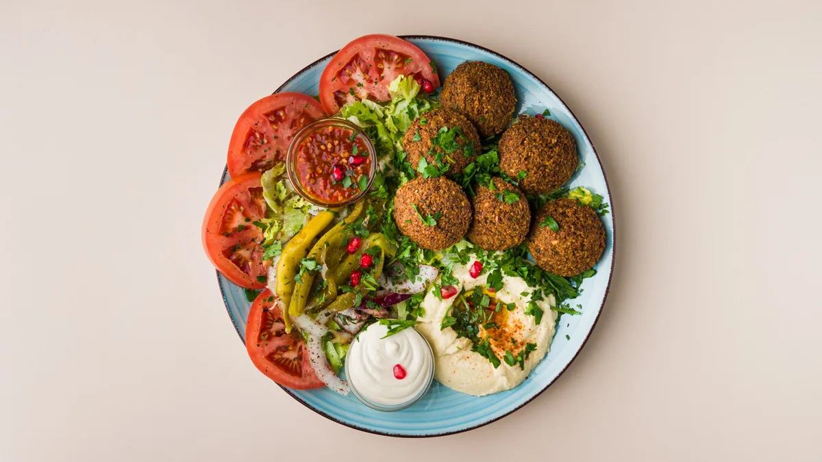 7. Falafel Teller