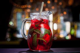 Qulupnayli mojito
