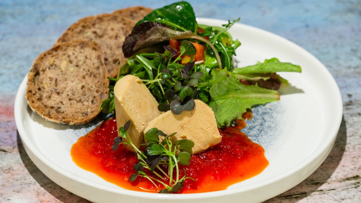 Kacsamáj Terrine Paprikalekvárral, Bagettel