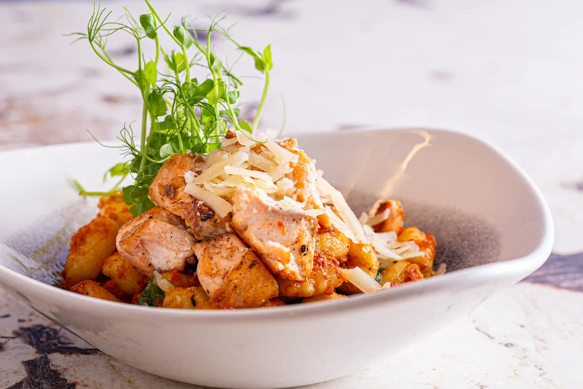 Tejszínes Gnocchi Bébiparajjal, Csirkével (7)