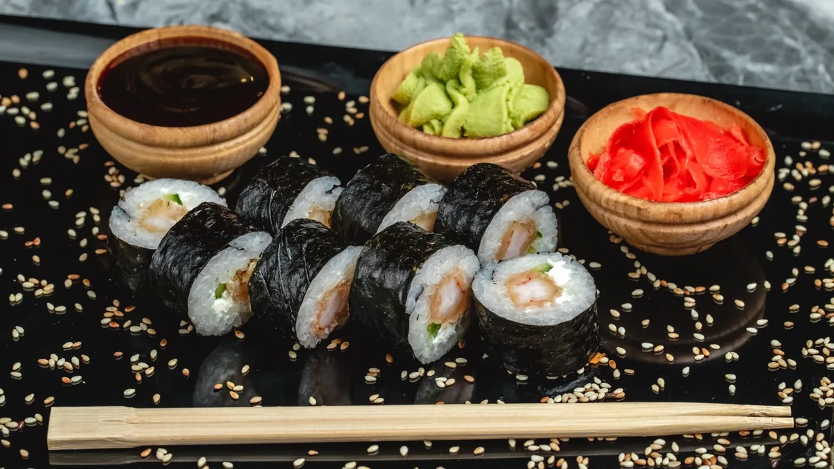 Ebi Maki (8 pcs.)