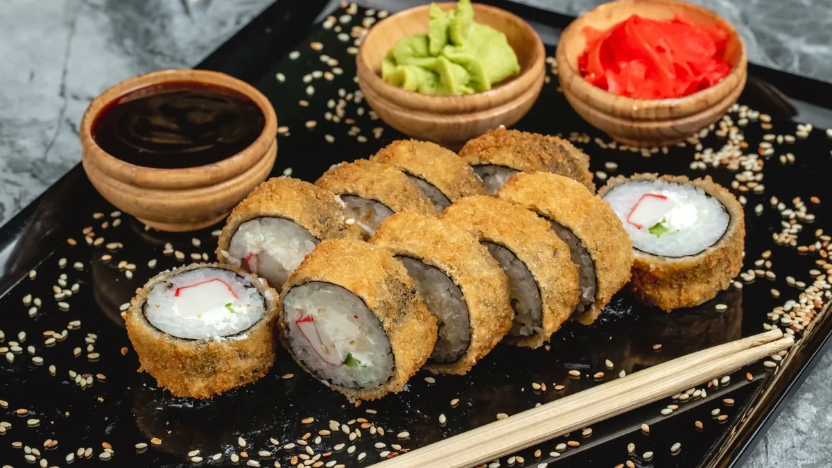 Hot Kani Roll (10 pcs.)