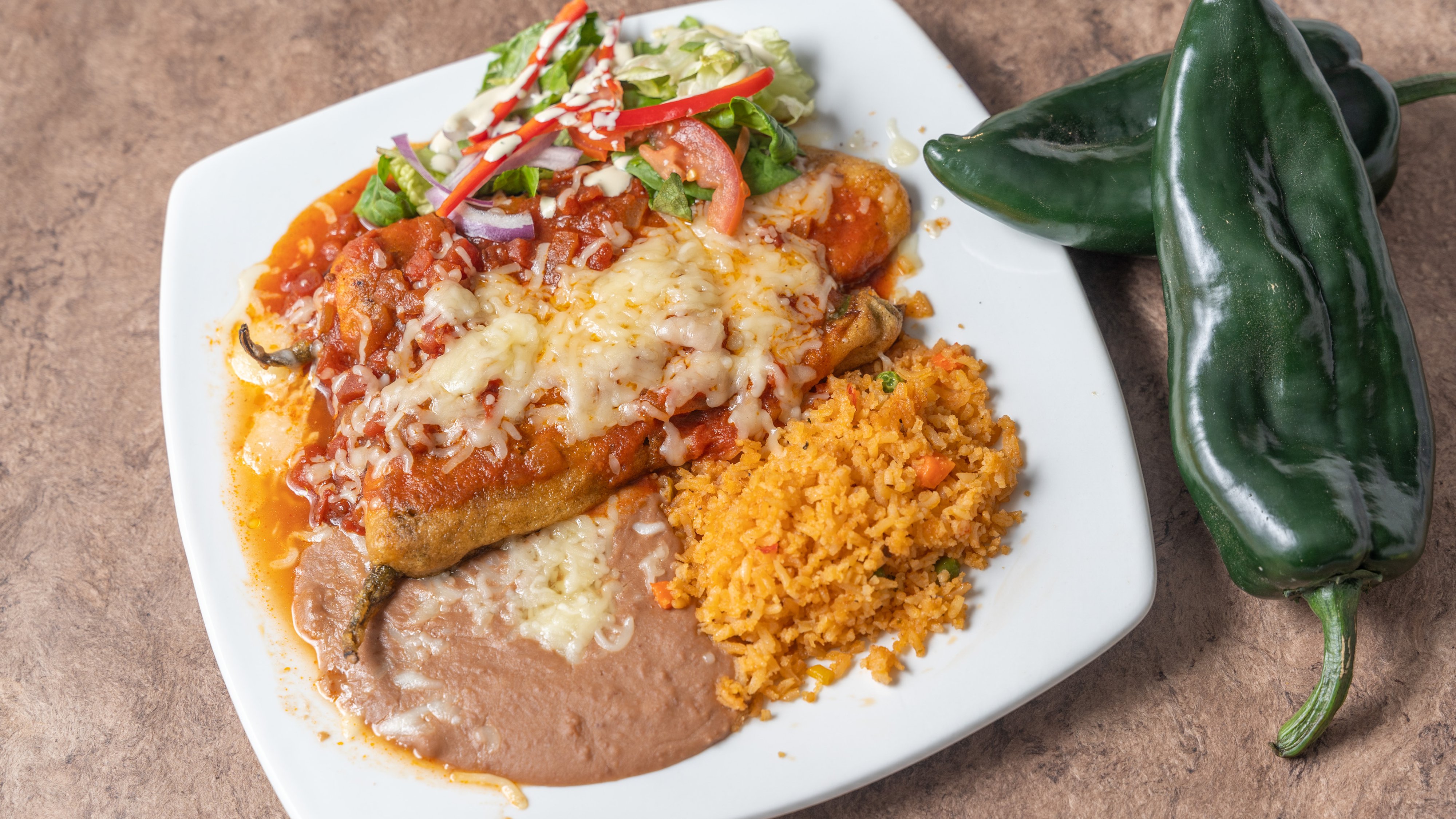 CHILE CON QUESO