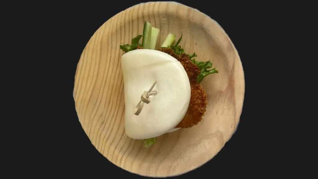 Crispy chicken Bao