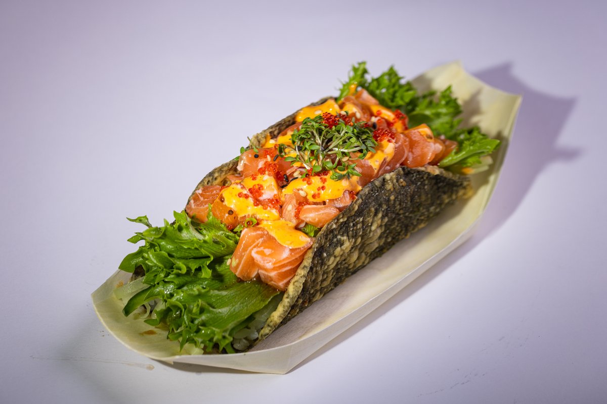 Salmon taco