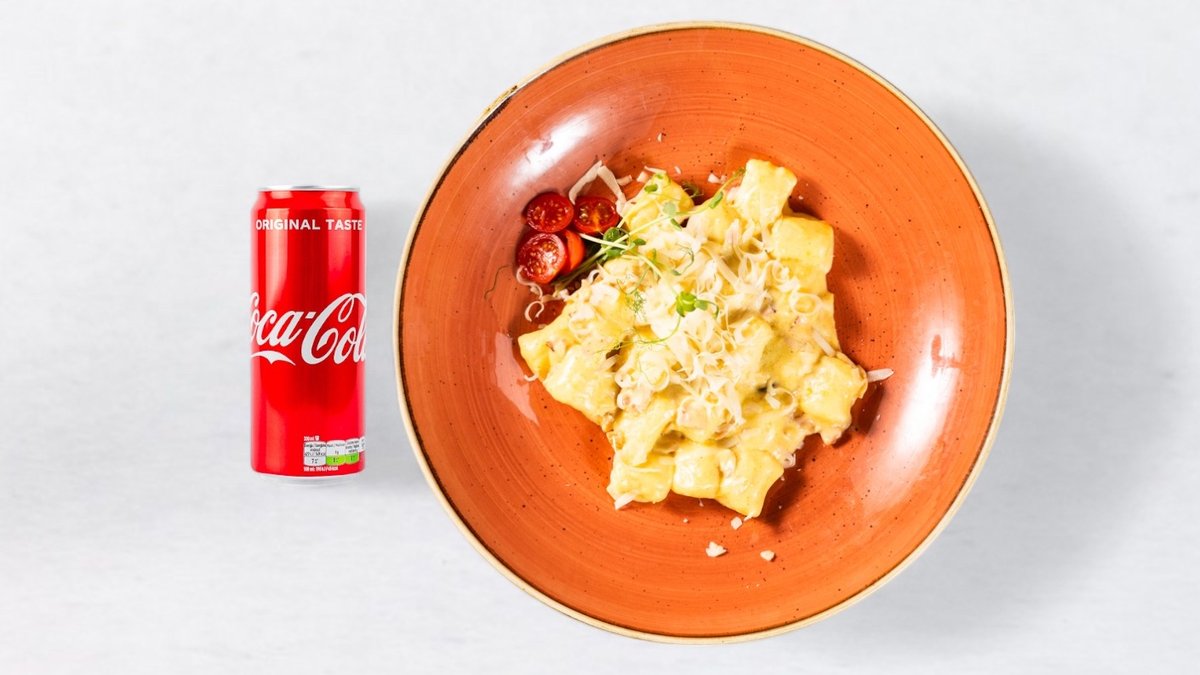 Njoki Carbonara in pijača po izbiri
