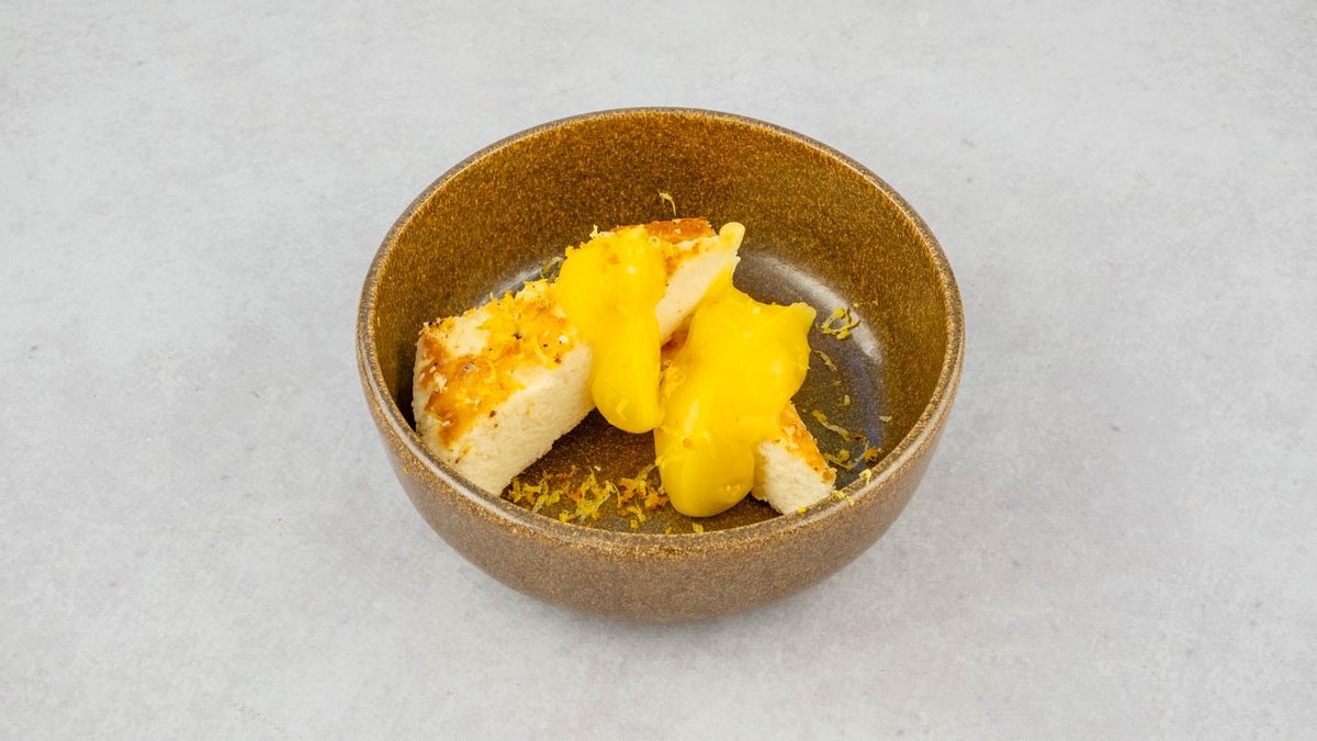 Lemon cheesecake