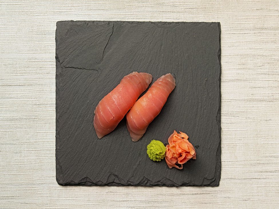 Tuniakové nigiri