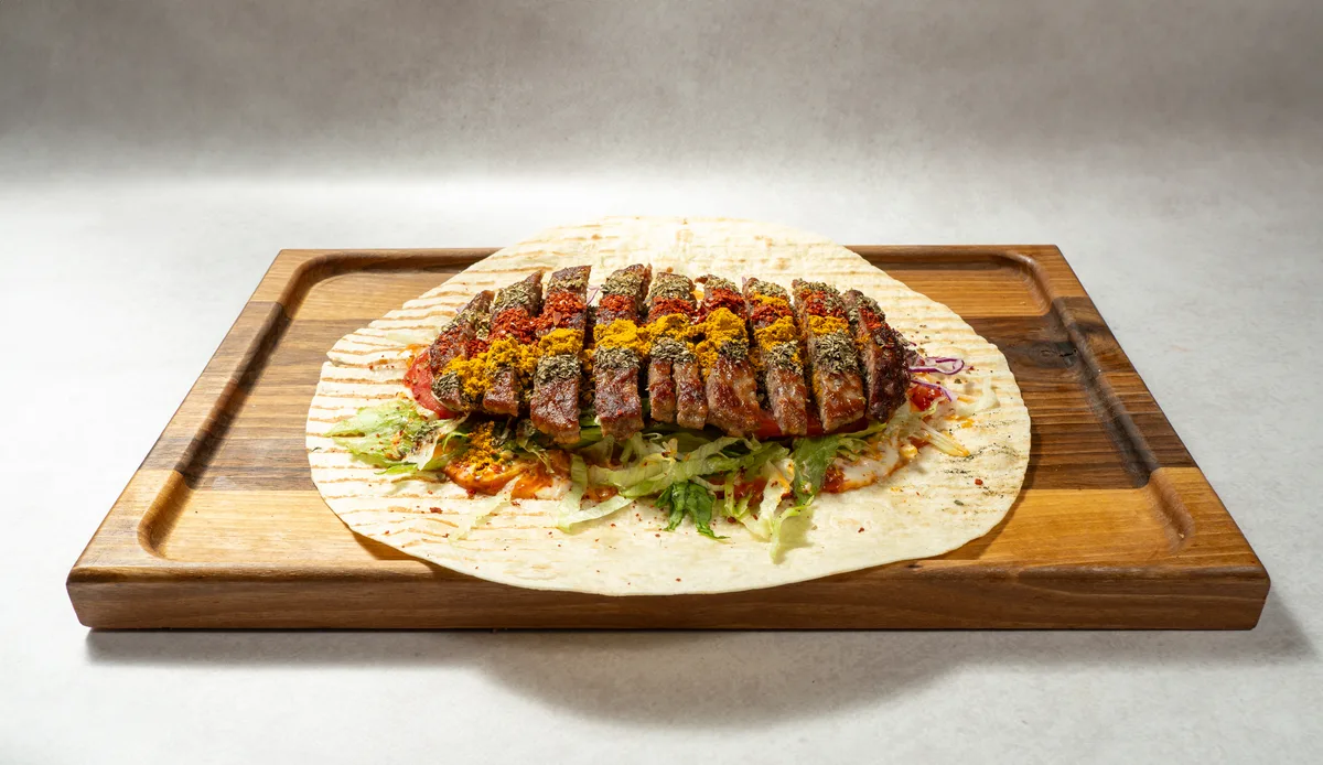 Tortilja beef burger