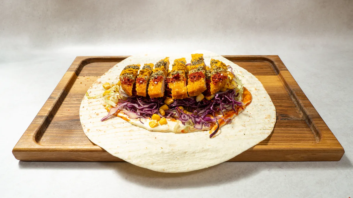 Tortilja chicken burger