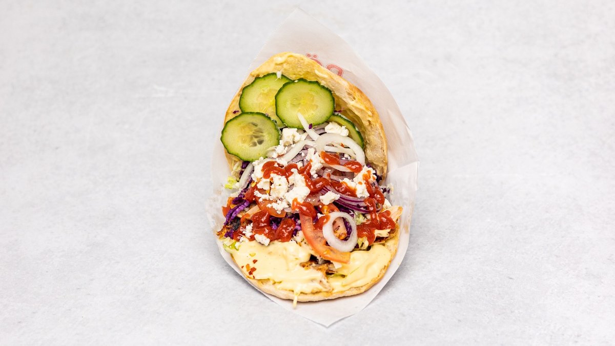 Kebab v tureckej žemli s hranolkami