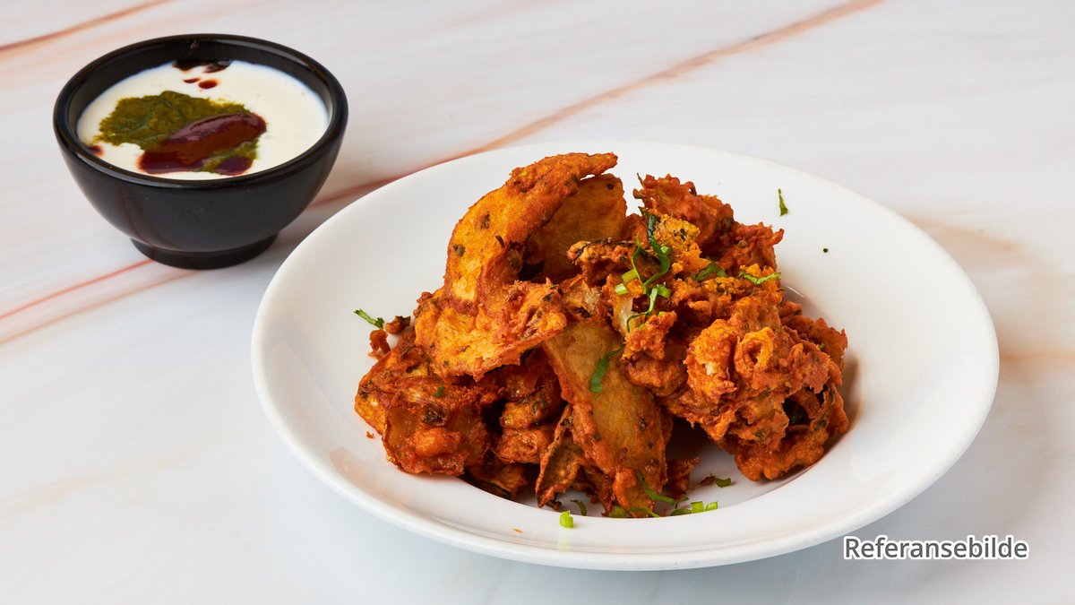 2. VEGETABLE PAKORA
