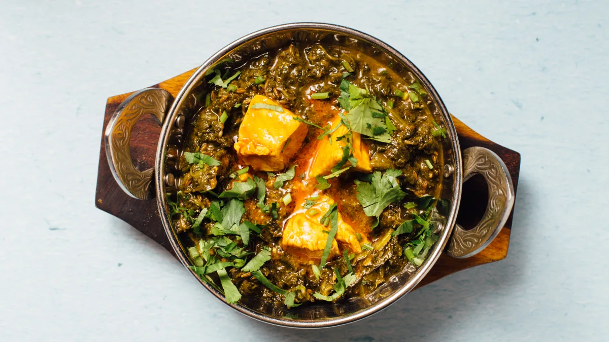 30. PALAK CHICKEN