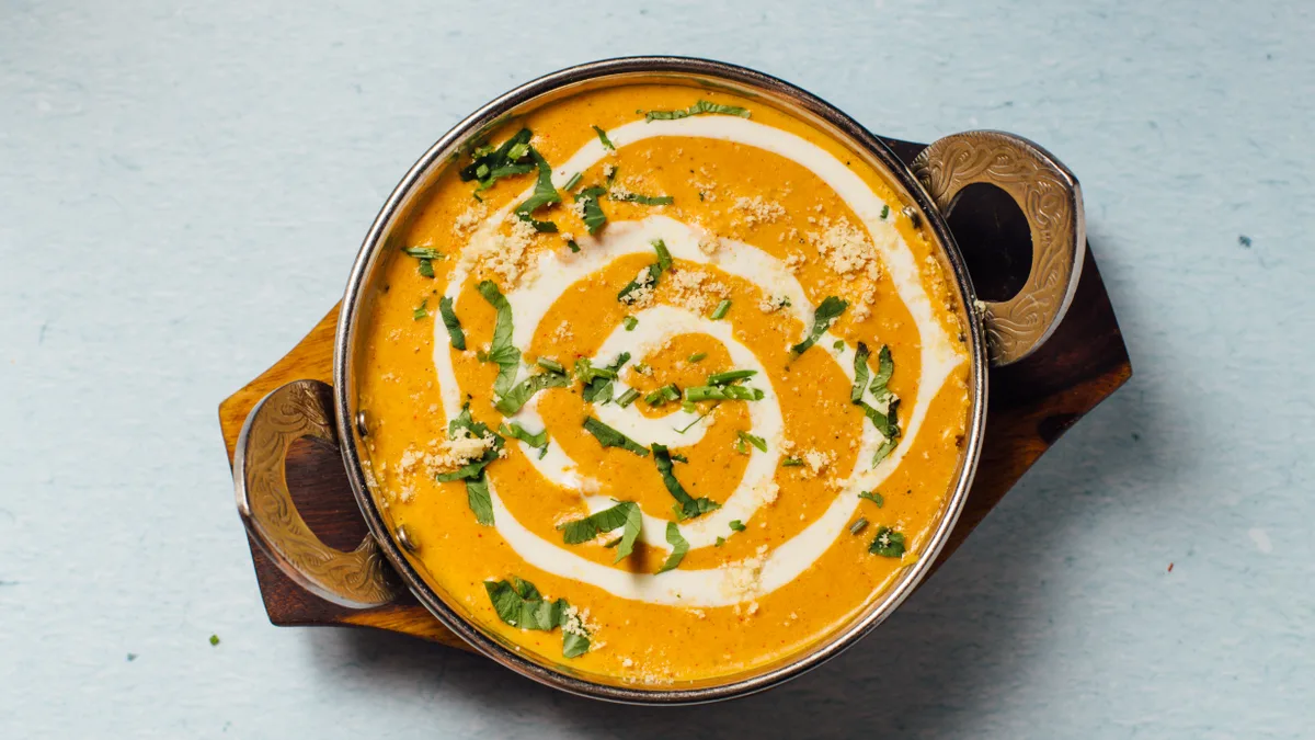 34. CHICKEN KORMA