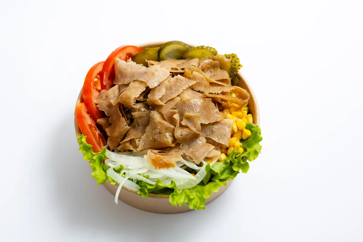 Classic kebab salata
