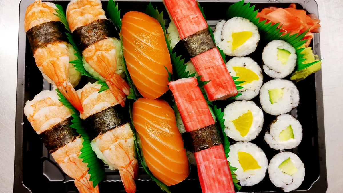 M13 Garnélarák nigiri sushi mix 16db
