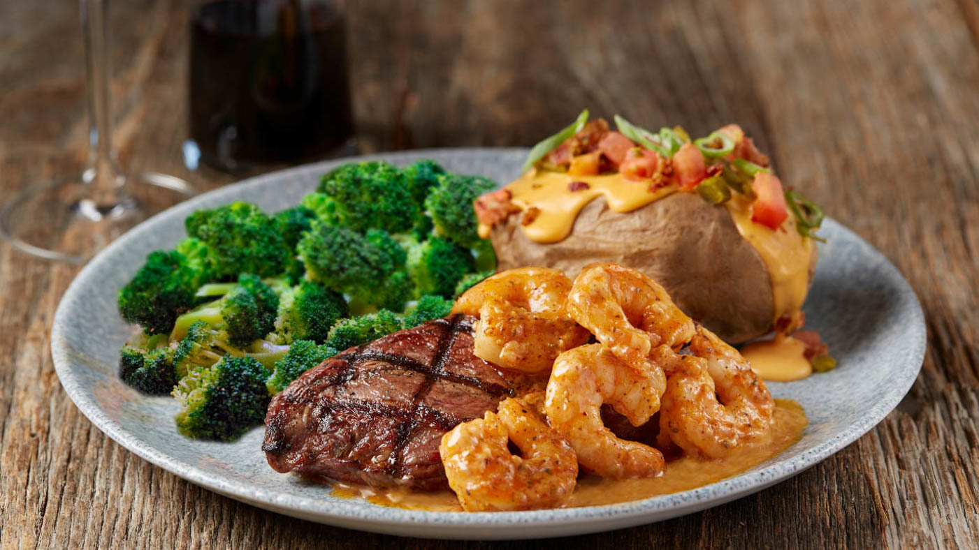 8 oz Sirloin w/ Creamy Cajun Shrimp