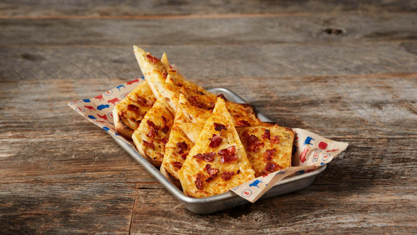 Roadhouse Bacon Garlic Cheese Toast