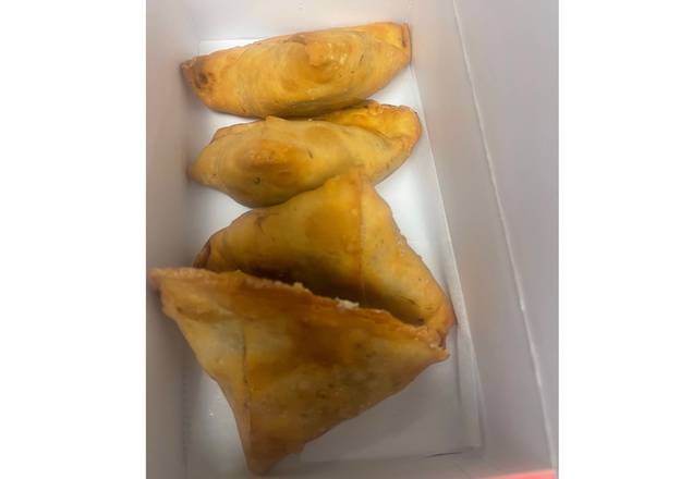 2 pcs Samosa