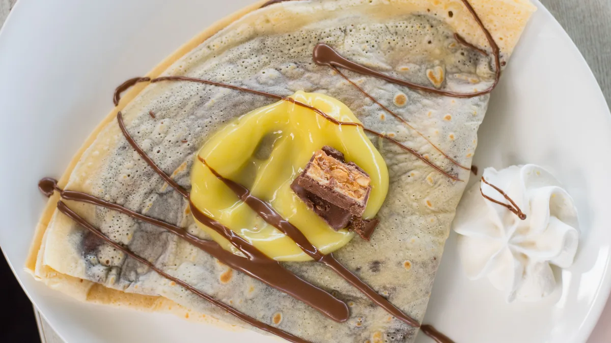 35 Palačinka Snickers, nugat, šlafrok