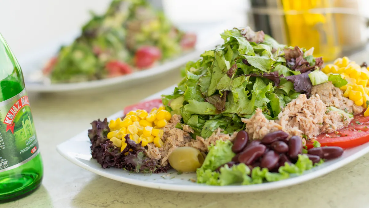 Tuna salata