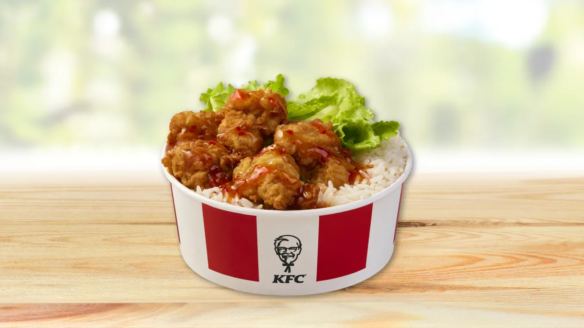Nuggets Rice Bowl με Sweet Chili