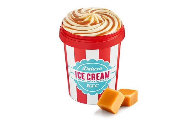 Deluxe sladoled od vanilije s preljevom od karamele 460 ml
