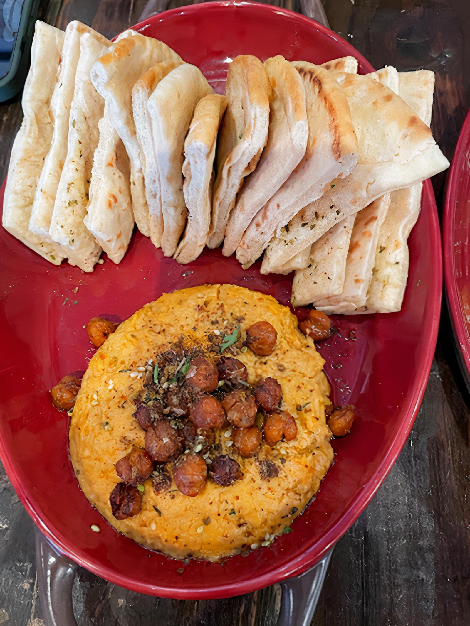 Homemade Hummus