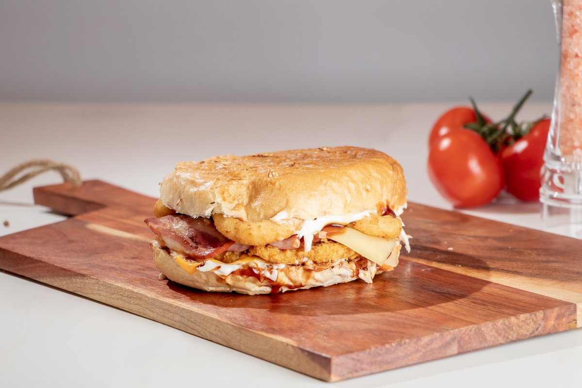SANDWICH SNITEL CRAZY KIFLA