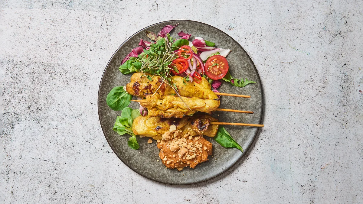 31. Kylling sate (3 sticks)