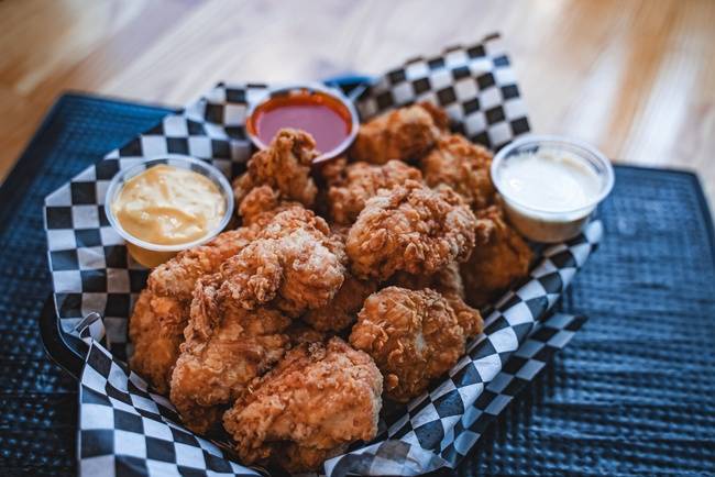 50 Boneless Wings