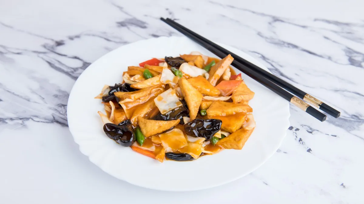 Wokban sült tofu menü(750ml)