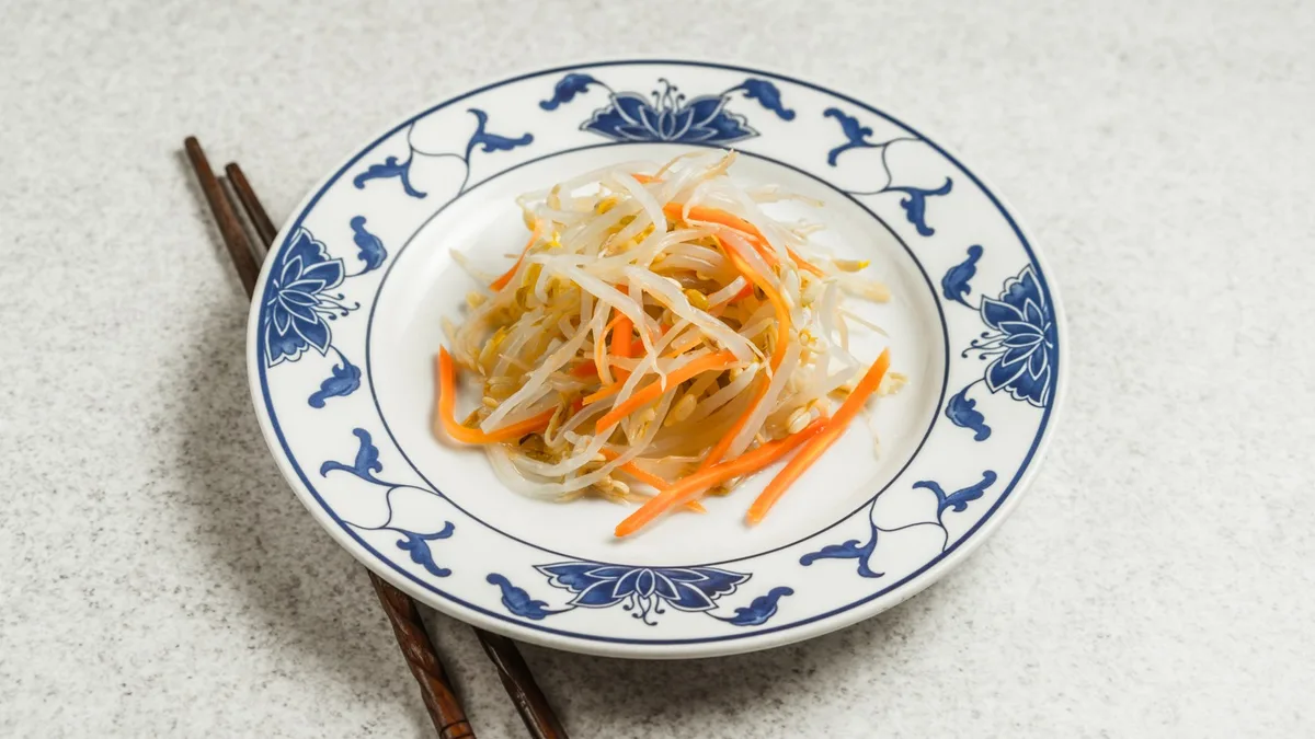 Salata od sojinih klica