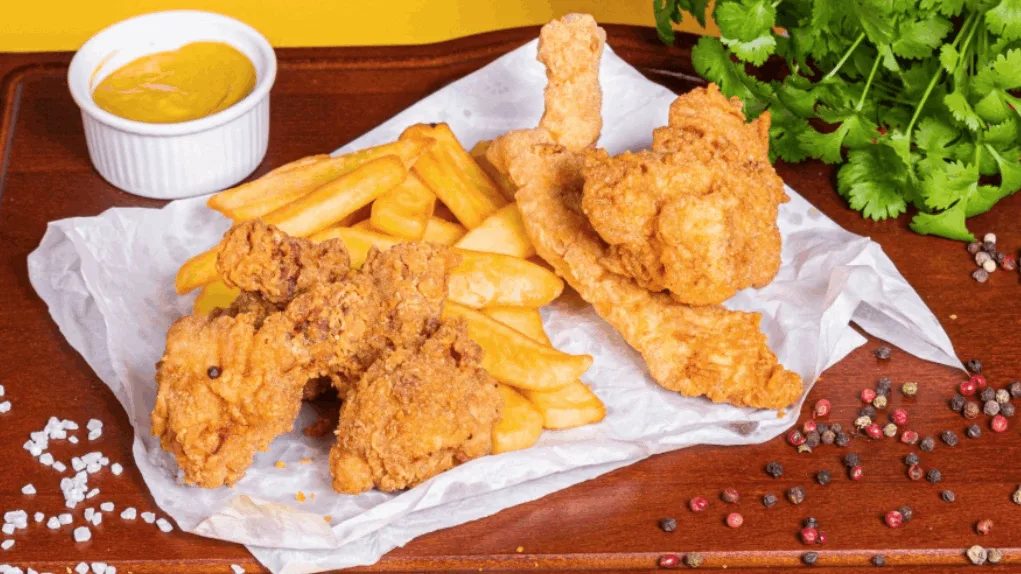 Box 3 wings and 2 strips