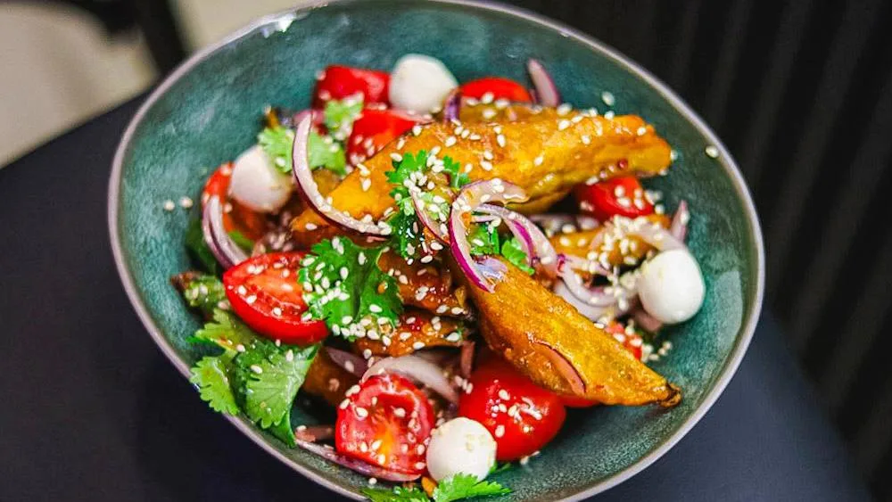 Hot eggplant salad