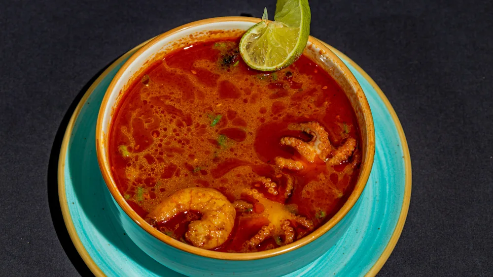 Tomyam with seafood
