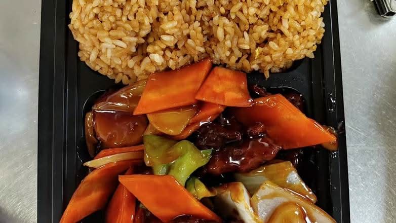 Beef with Garlic Sauce