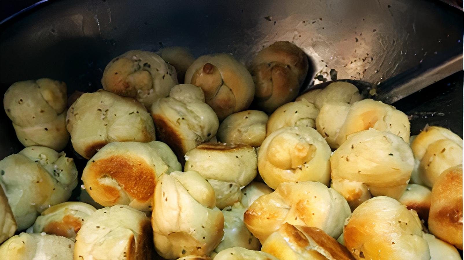 Garlic Knots